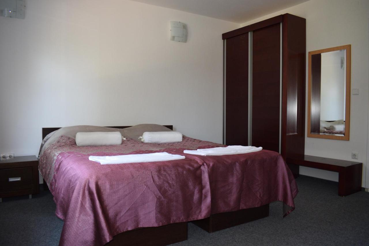 Hotel Begić SJJ Buitenkant foto