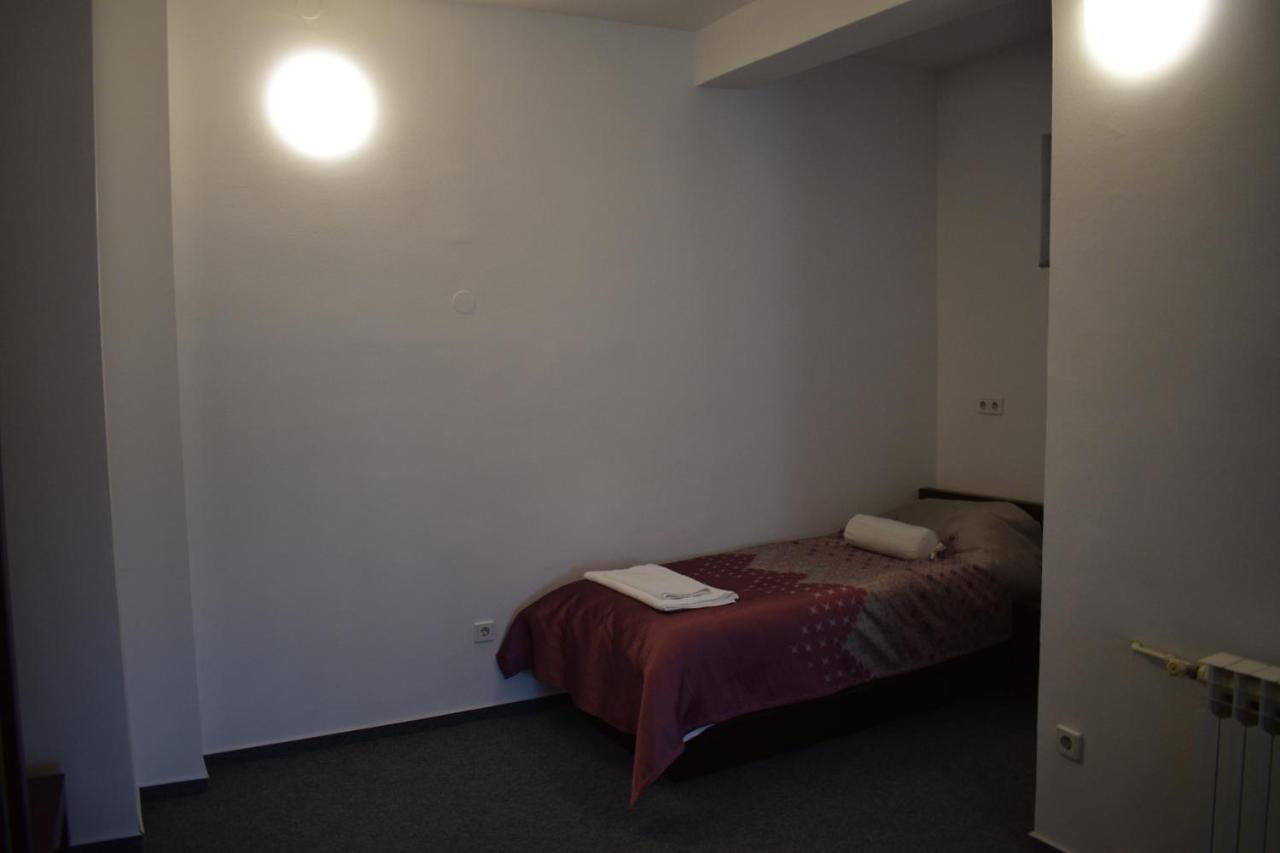 Hotel Begić SJJ Buitenkant foto